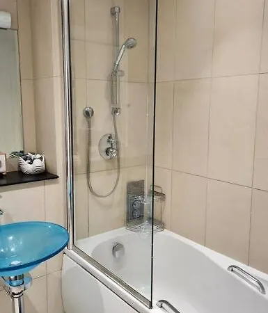 Stylish 2 Bed/bath * Birmingham